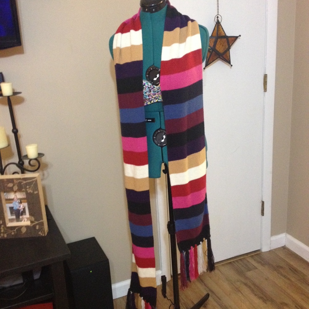 St. Johns Bay long multicolored stripe scarf - Picture 3 of 8